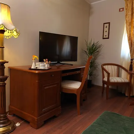 La Favorita Boutique 4* Craiova