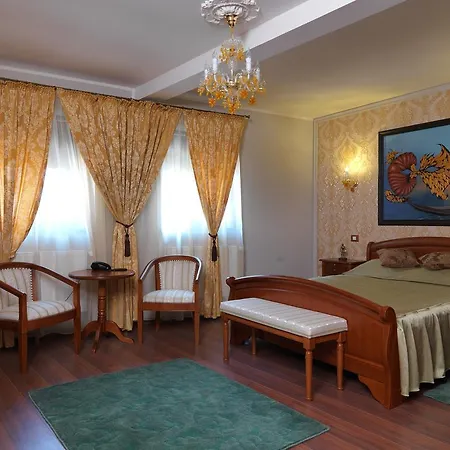 La Favorita Boutique 4*