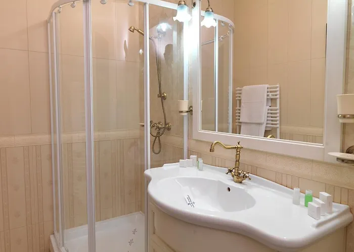 La Favorita Boutique